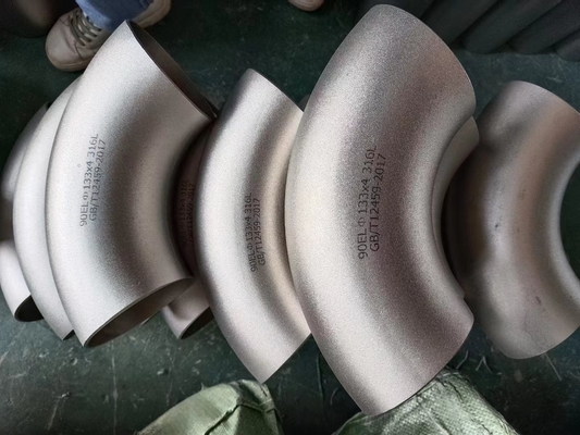 Sch40 22.5 Derajat Siku Baja Karbon Seamless Butted Welding Astm A234