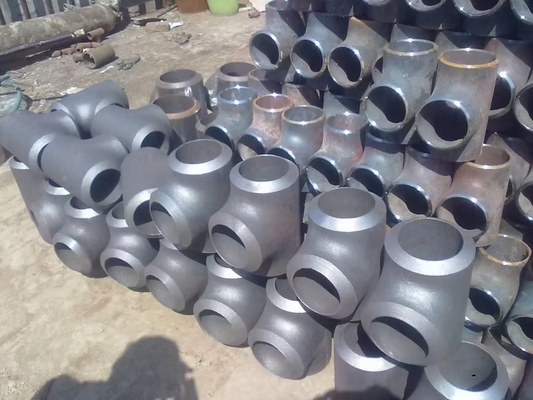 DIN2615 Baja Karbon Tee Sch20 Sch10 Dn15-Dn1200 STD Lukisan Hitam