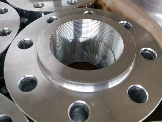 GOST Slip On Mengangkat Flange Weld Neck Pipa Flange 16MN PN10 PN16 PN40 10 Inch