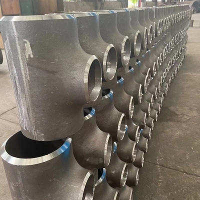 Ss304 Ss321 Ss316l Butt Weld Tee Pipe Fittings 24 &quot;Lukisan Hitam