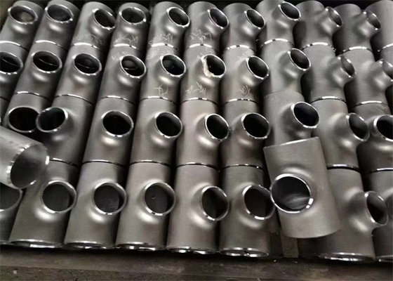 Butt Weld Anti Karat Minyak Baja Karbon Reducing Tee Din En Bs Jis Gost B16.9 A234 Wpb Din2615