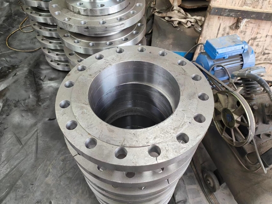 Flange Baja Karbon Minyak Bumi 900LB Mengangkat Wajah