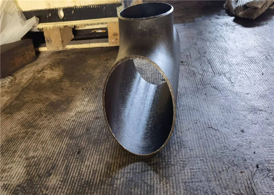 Pengelasan ASTM A234 Tee Sch 80 XS Pengecoran Gas Minyak Galvanis Listrik